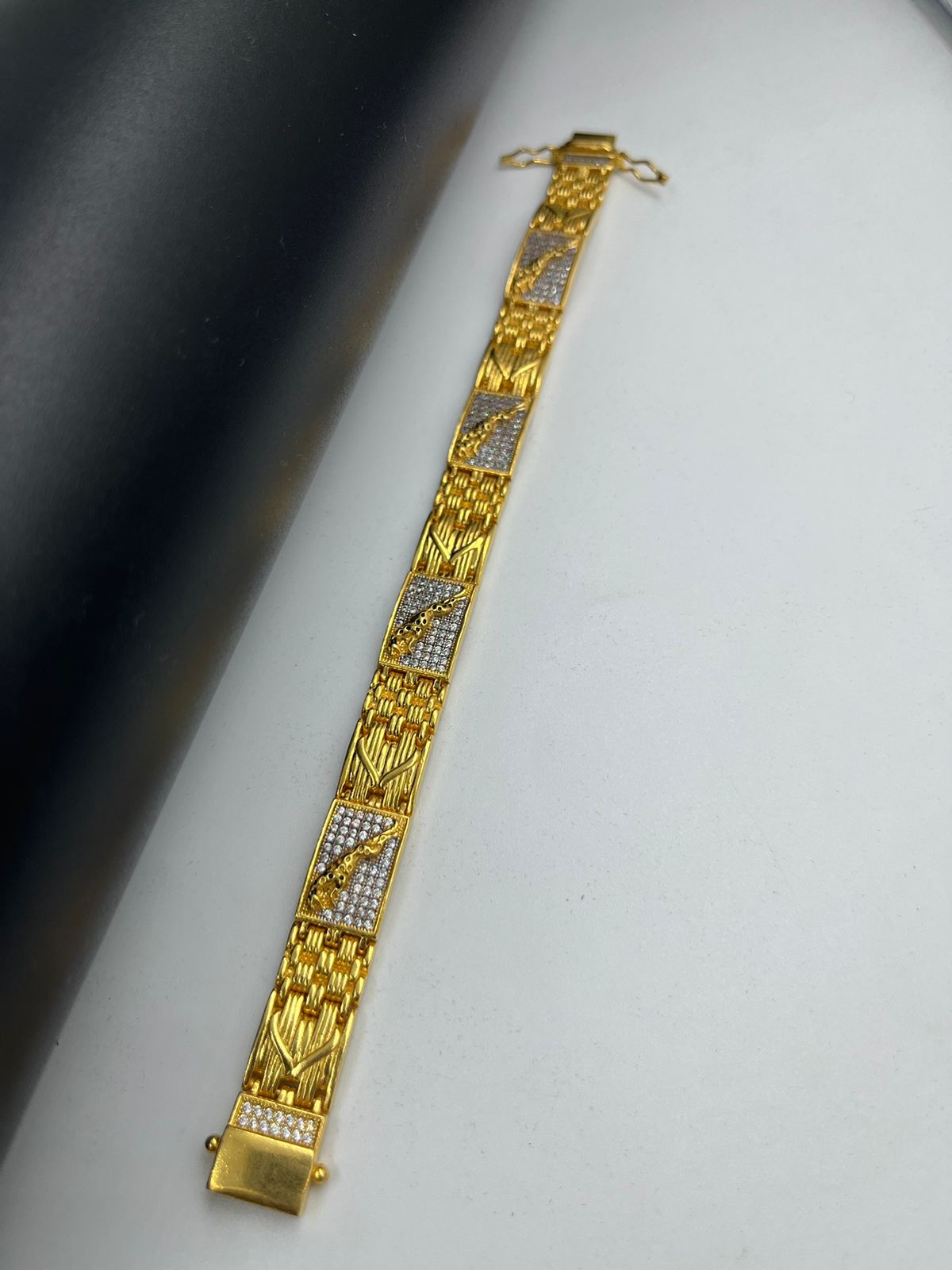 High Quality Jaguar Design Diamond Bracelet for Men BR-083 – Rudraksh Art  Jewellery