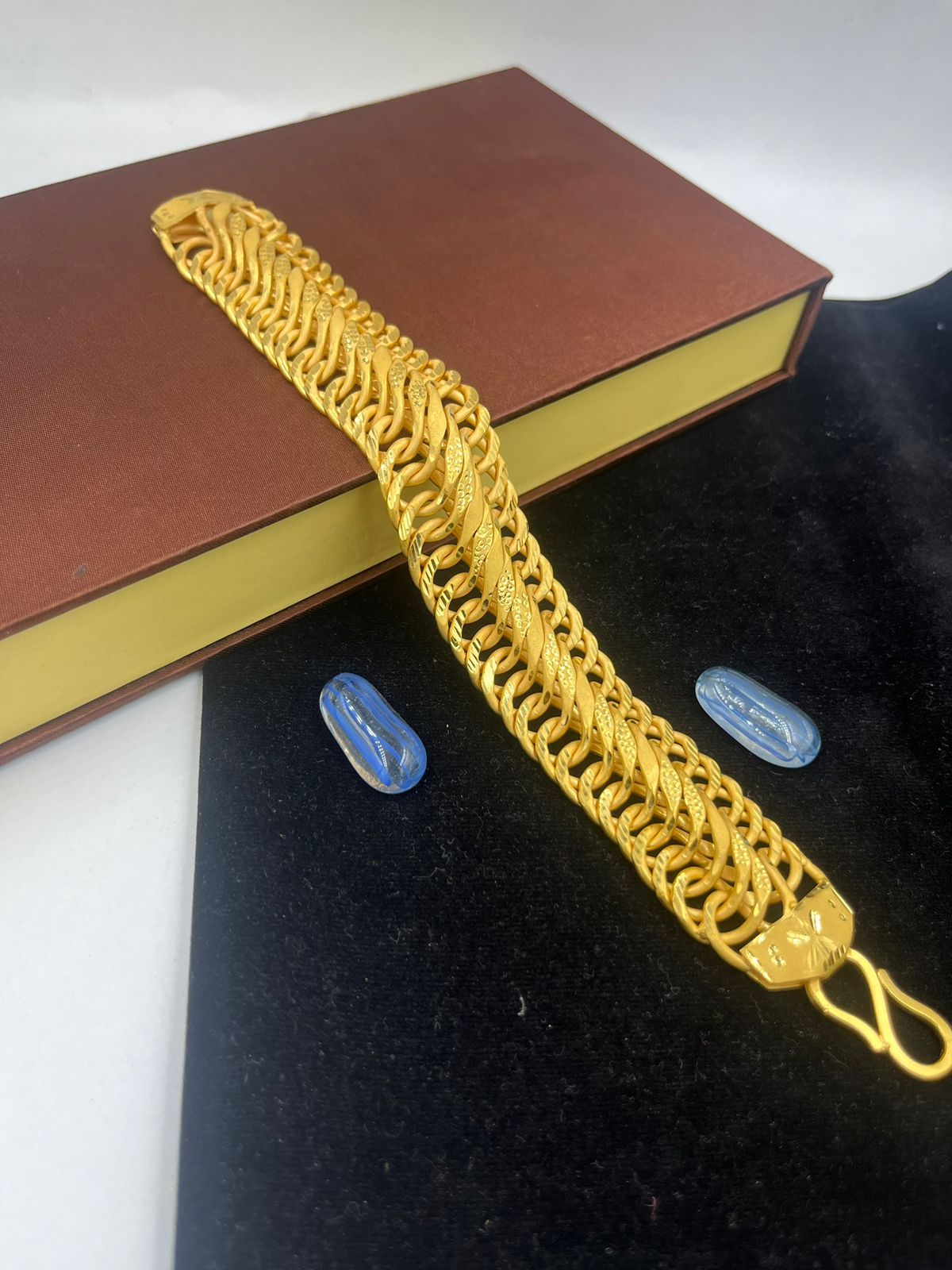 Men's 11mm Diamond-Cut 14k Yellow Gold Plated Flat Curb Miami Cuban Chain  Link Bracelet, 8 inches - Walmart.com