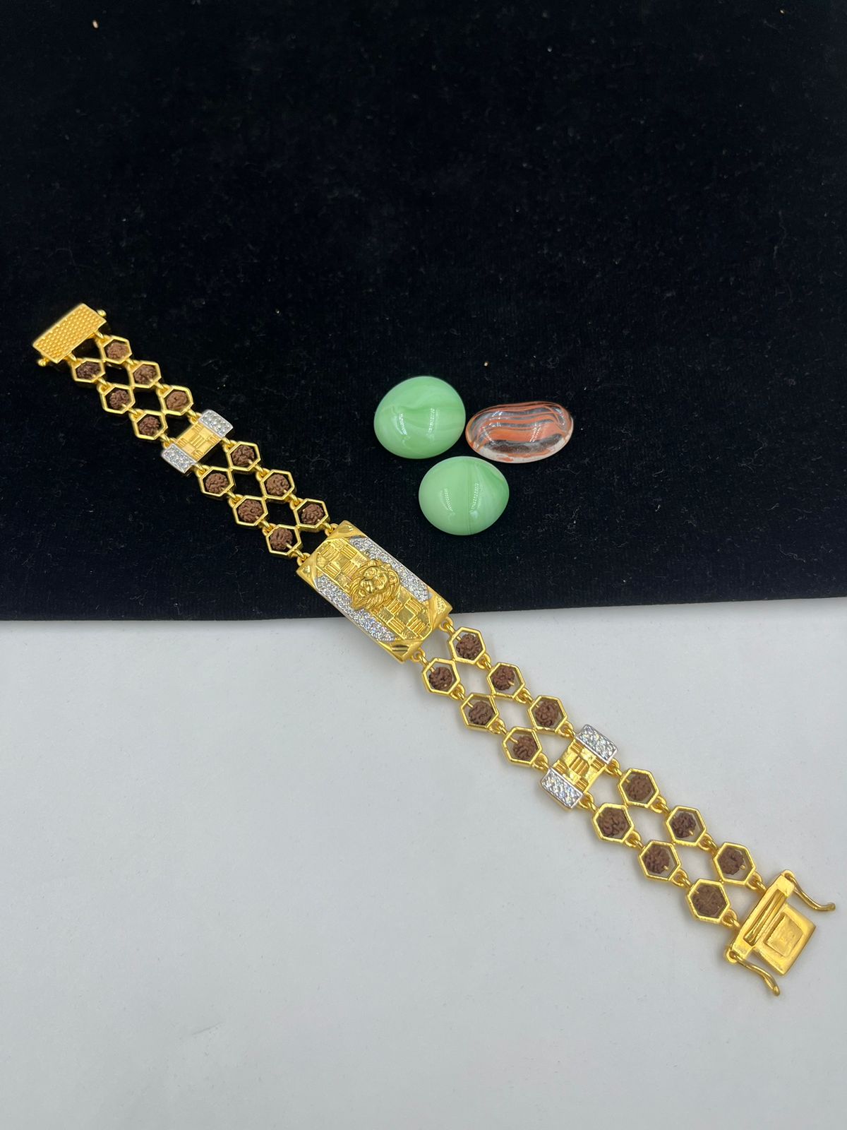 Gold jewellery-bangle 22kt yellow gold | Narayan Das Saraff & Sons Jewellers