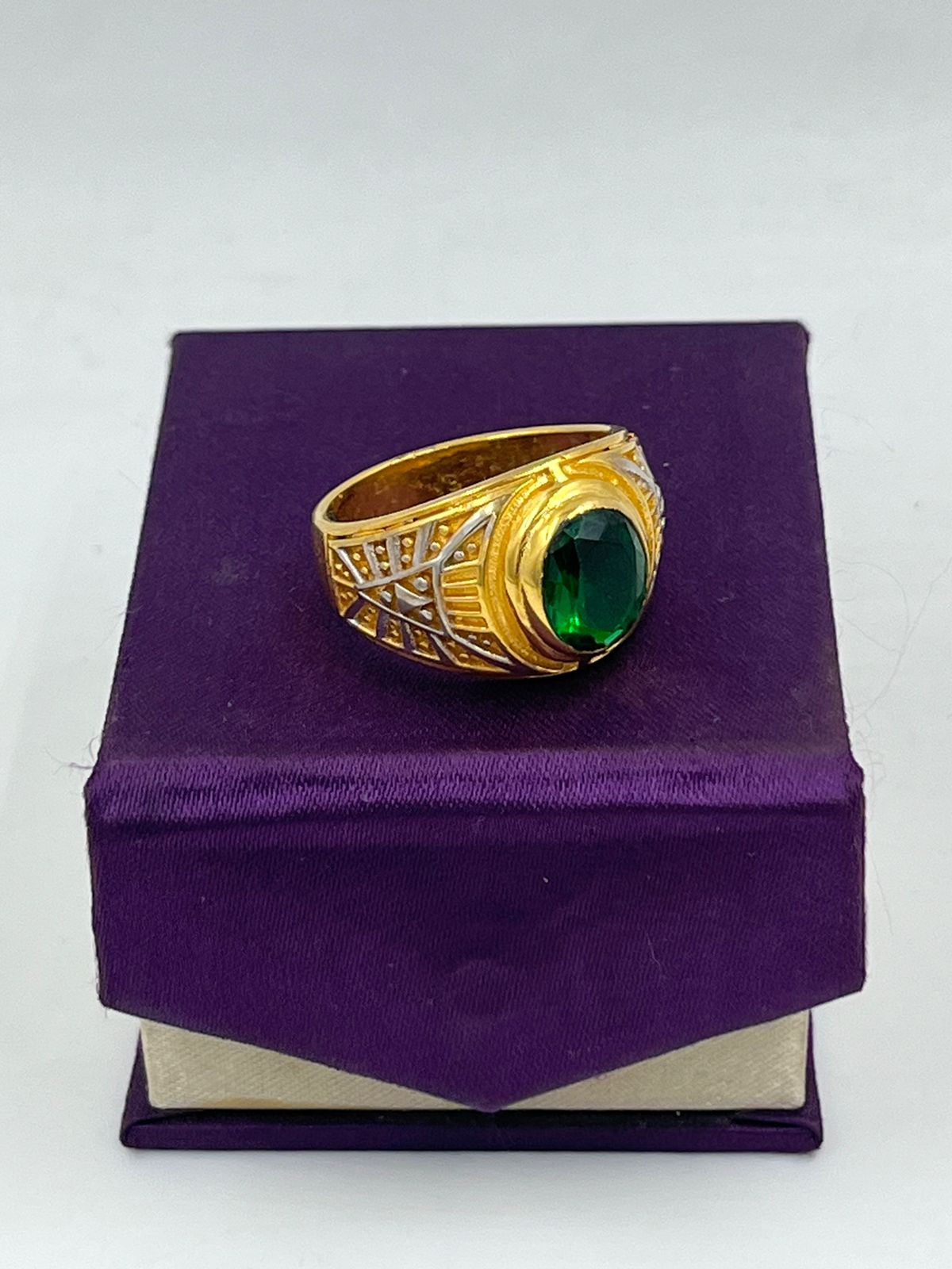 14K White Gold Created Emerald Men's Ring– MBJ Consignment & Company