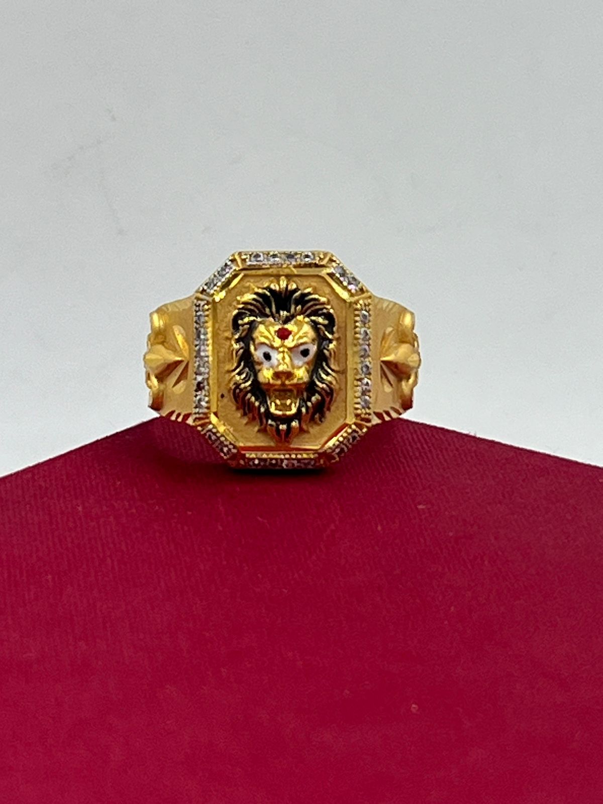 1 Gram Gold Plated Lion With Diamond Delicate Design Ring For Men - Style  B176, सोने का पानी चढ़ी हुई अंगूठी - Soni Fashion, Rajkot | ID:  2849969390097