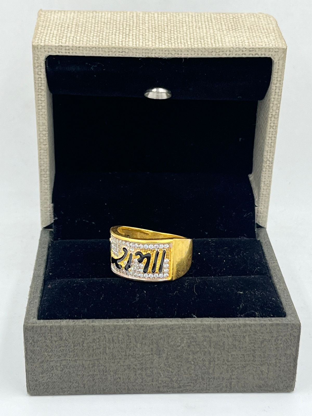 Diamond Circle Ring - ₹31,200 Pearlkraft Regal Design Collection