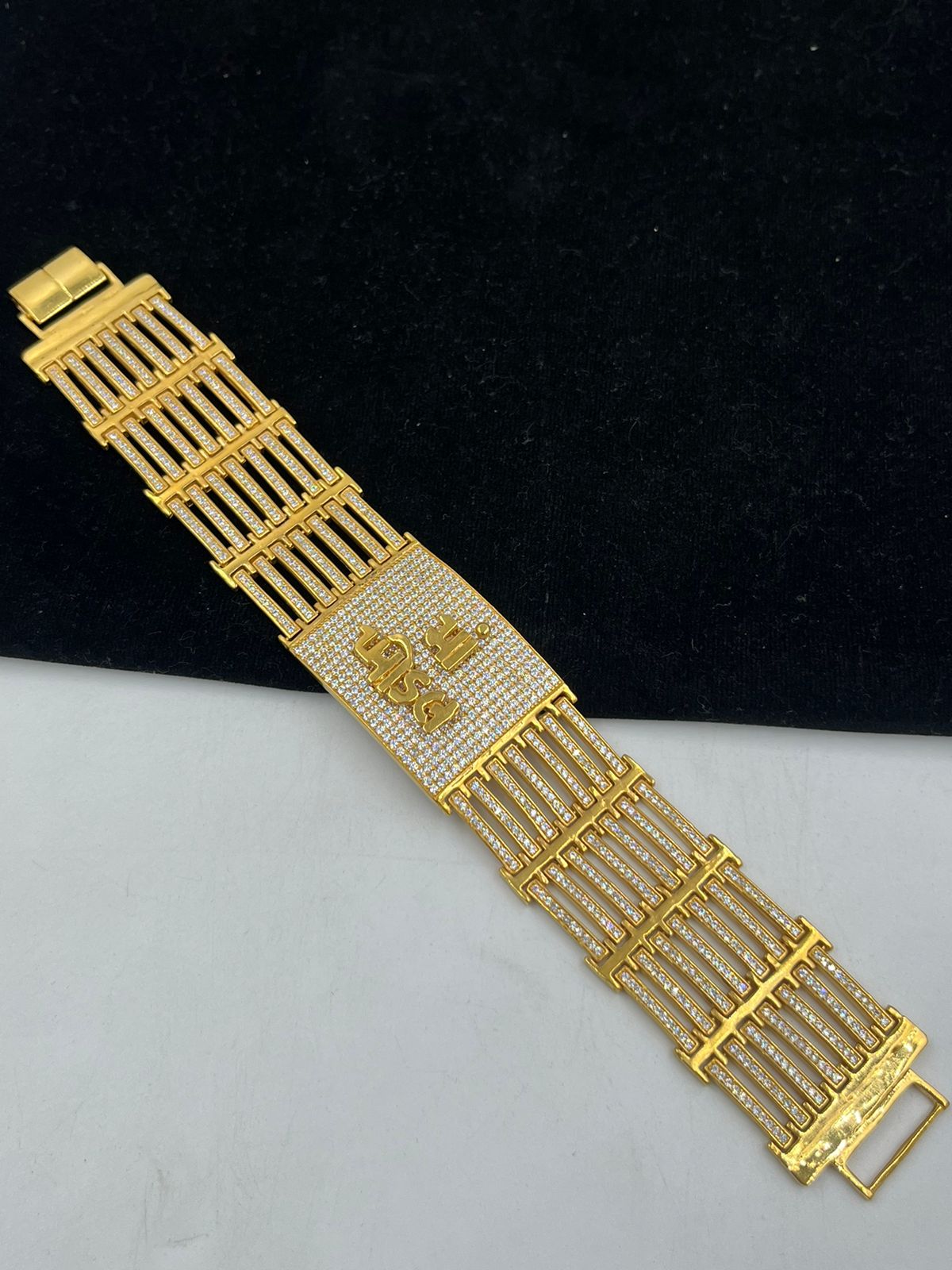 22 Carat Mens Gold Bracelet, 28gm at Rs 110000 in Mumbai | ID: 25388546162