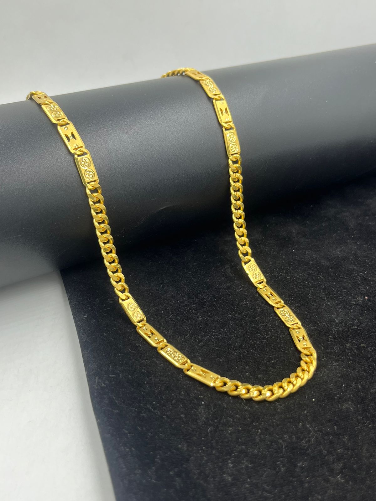 1 GRAM GOLD NAWABI AND GOL KADI CHAIN FOR MEN DESIGN A-422 – Radhe Imitation