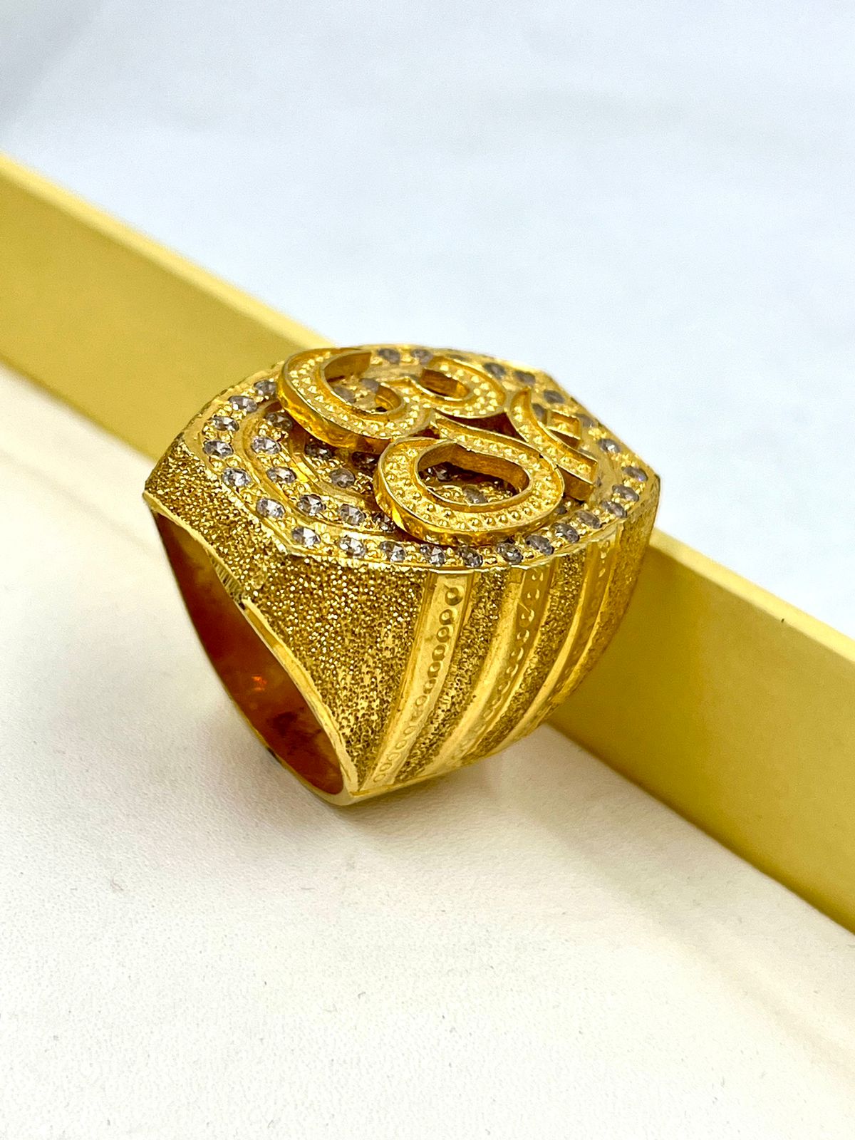 Cross Crown Christ Diamond Gold Man Enamel Ring 3D model 3D printable |  CGTrader