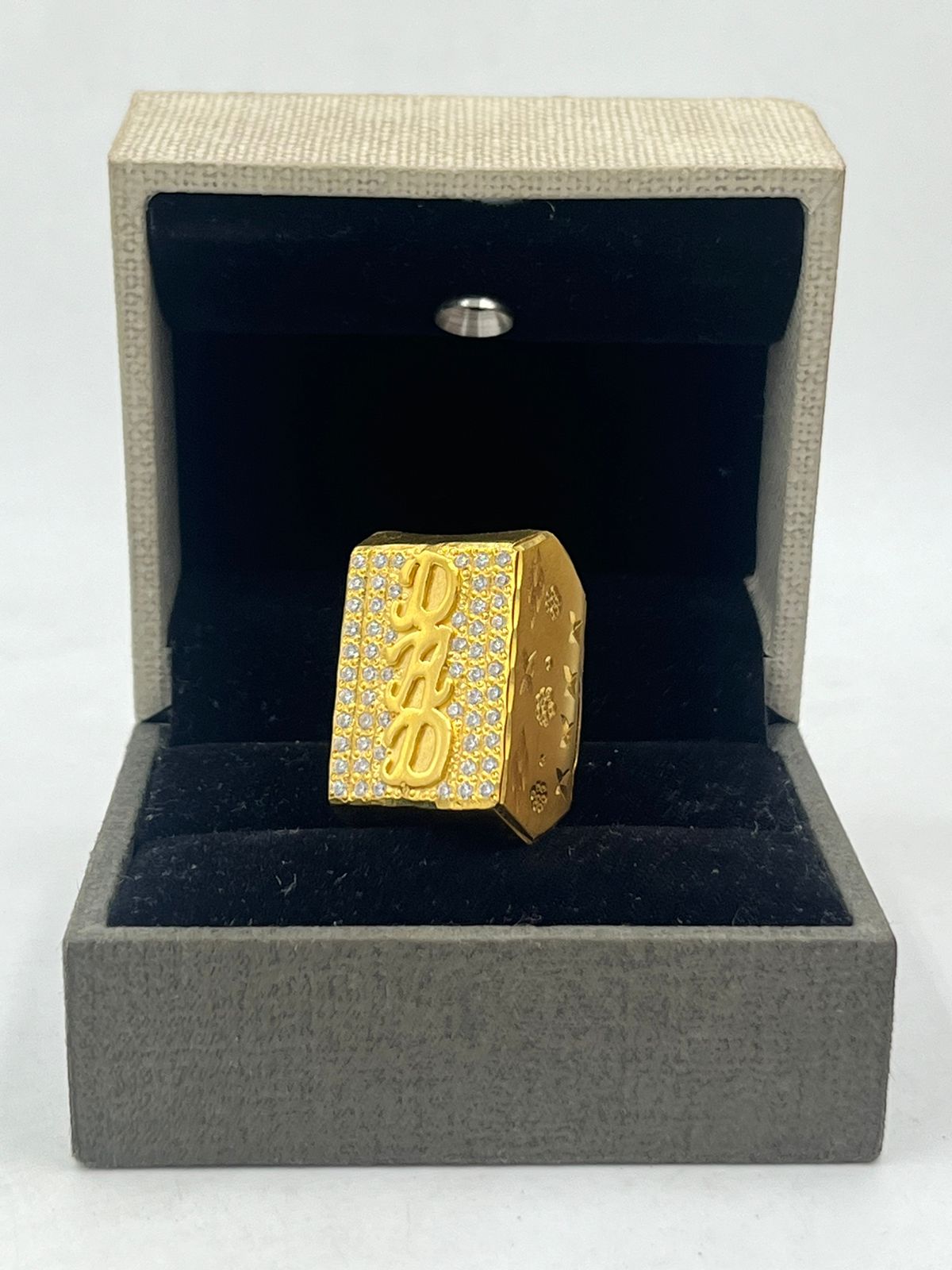 Men's 0.13 CT. T.W. Diamond Dad Ring in 10K Gold | Peoples Jewellers