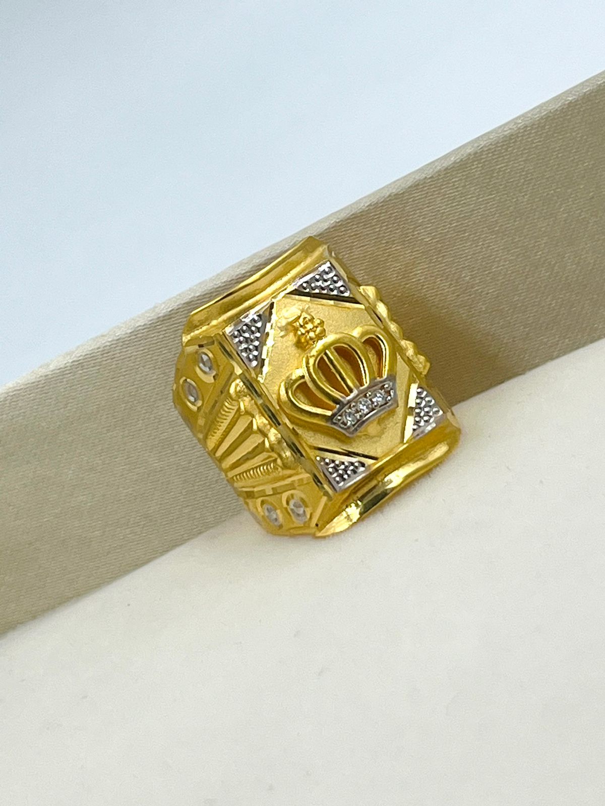1 Gram Gold Plated Crown Chic Design Superior Quality Ring For Men - Style  B322 at Rs 1460.00 | Gold Plated Rings | ID: 2851122761288