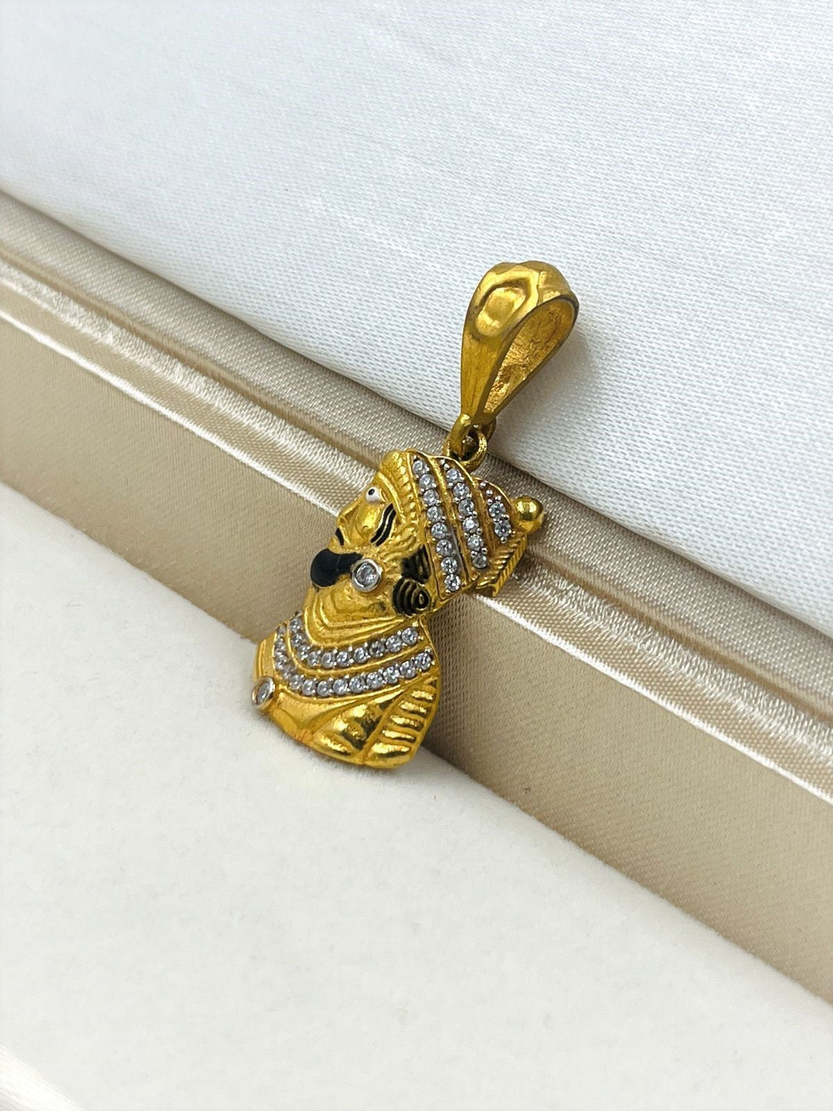 GRAM GOLD CHATRAPATI SHIVAJI MAHARAJ PENDANT FOR MEN DESIGN A-405