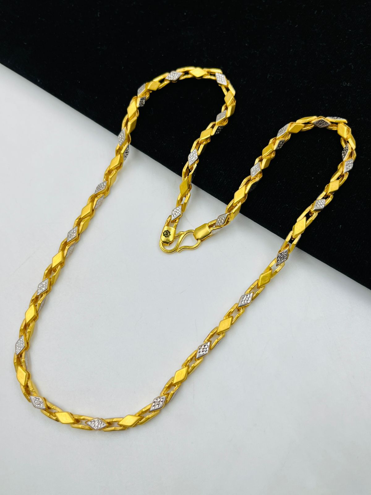 Design Gold Mala For Men Kadi Chain For Men 18kt Gold RATNALAYA JEWELLERS