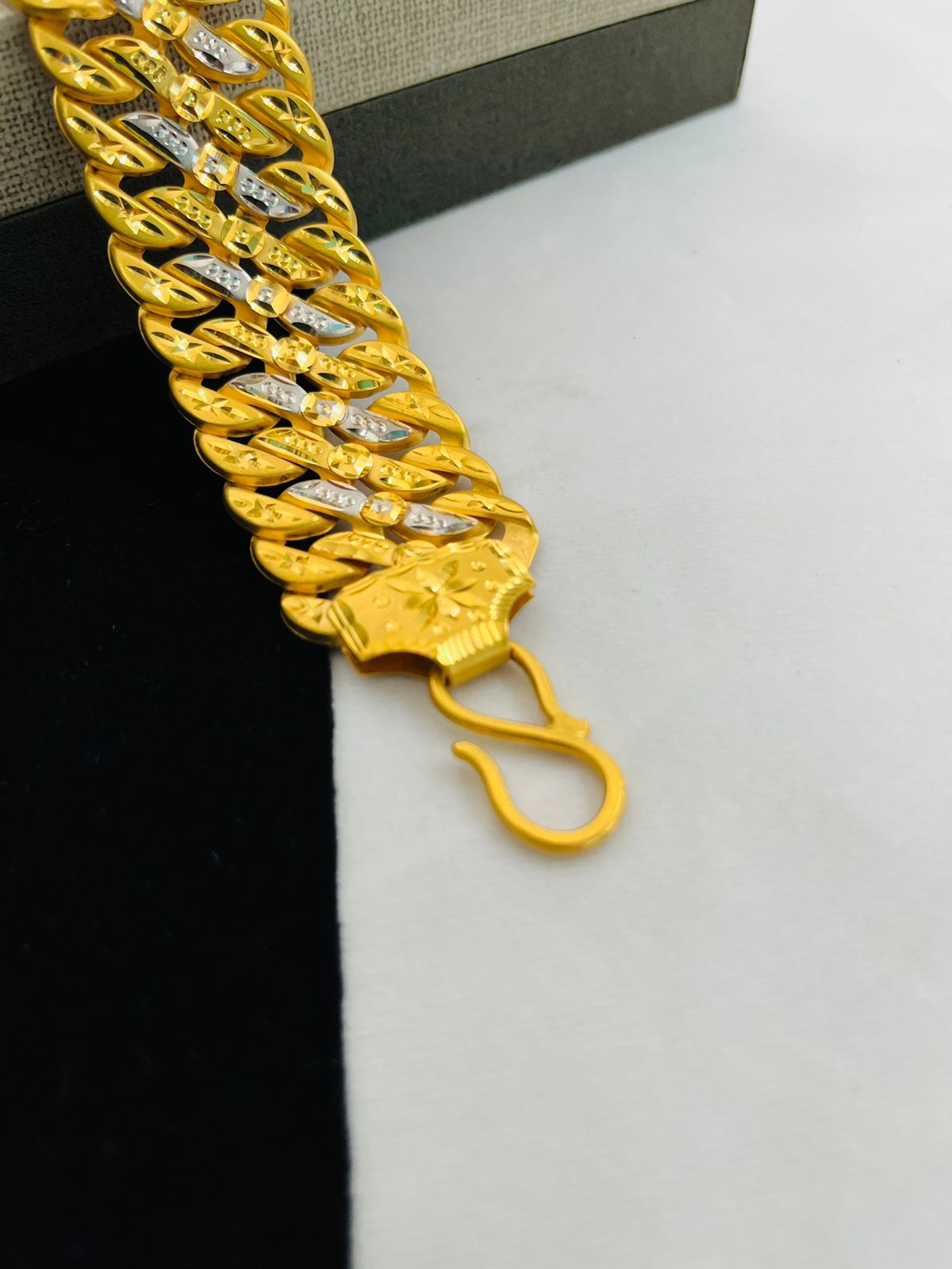 14k Solid Yellow gold Miami Cuban Curb Link Mens Bracelet 7.25