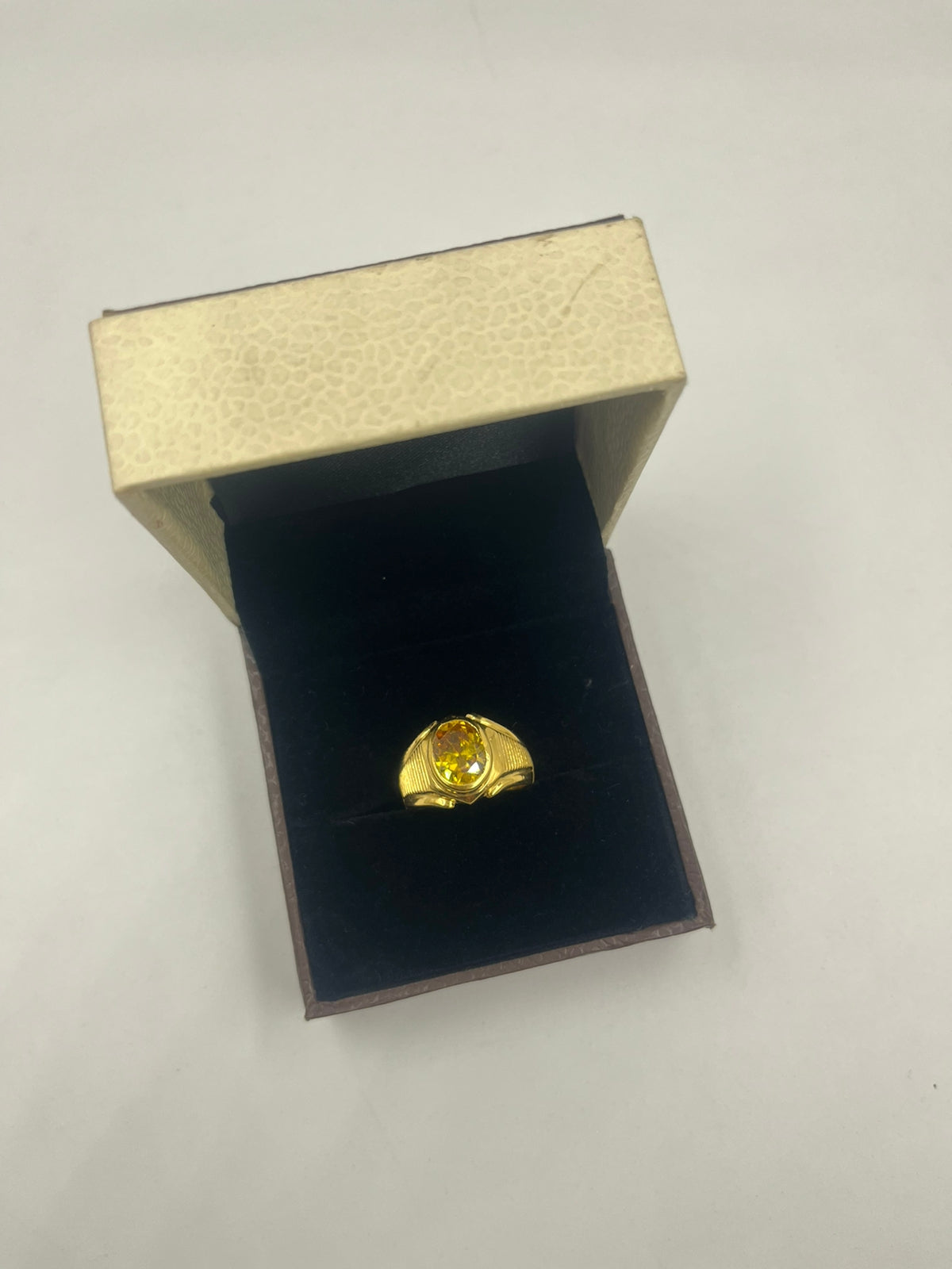 Apple gold ring @navkar_jeweller45 Gold men's ring 916HM/ 22ct m Weight :  5gram . . #goldjewellery #goldrings #goldjewellery… | Instagram