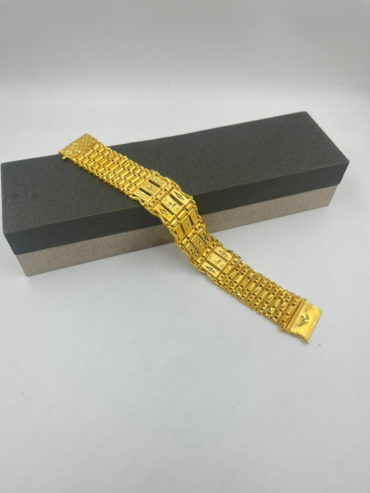 Buy Daily Use Link Chain 1 Gram Gold Bracelet for Men