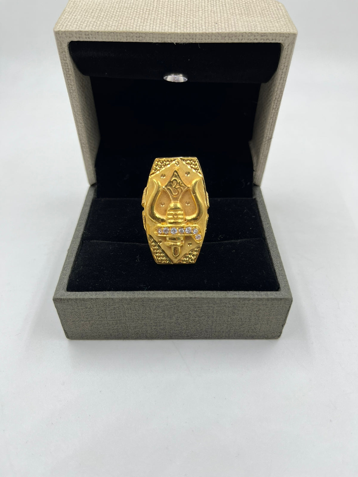 22K Gold 'SAI BABA' Ring With Cz - GR2968